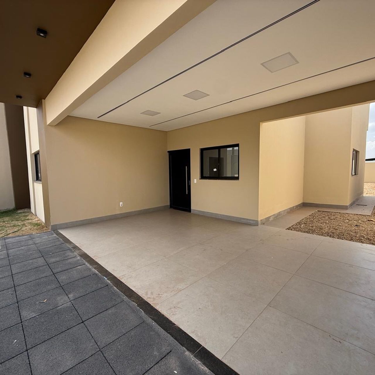 Casa 3 quartos com suíte e closet em terreno de 360 m² — foto 2